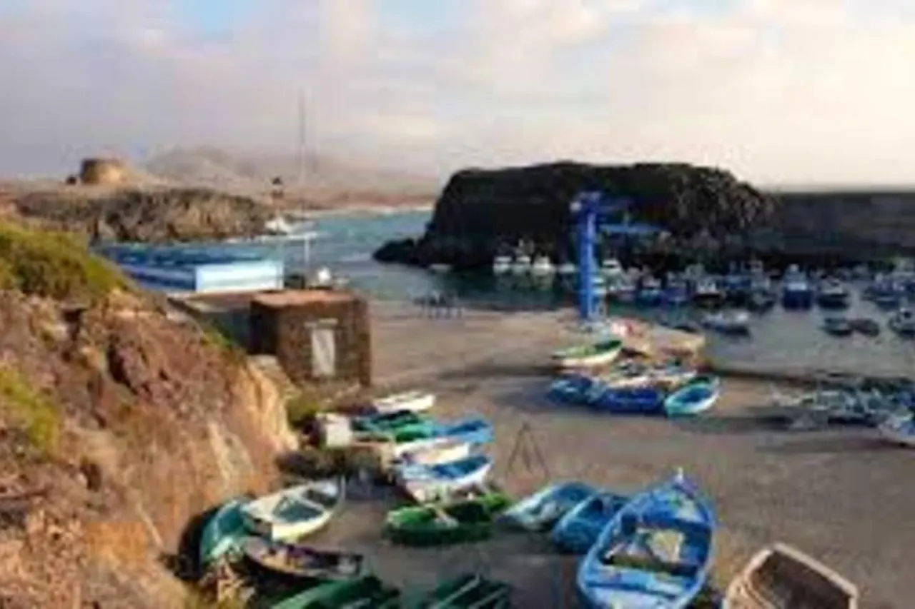 Charming Villa With Sea View In El Roque, Private Pool Cotillo