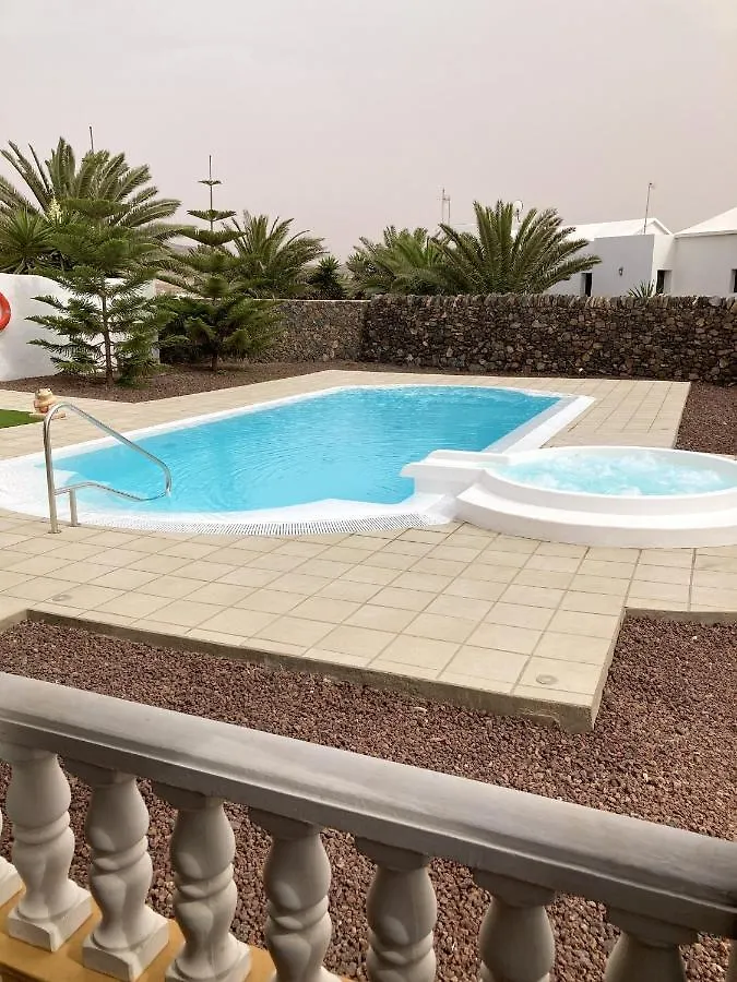 Charming Villa With Sea View In El Roque, Private Pool Cotillo