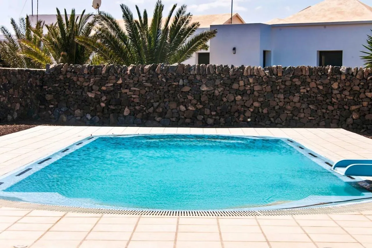 Charming Villa With Sea View In El Roque, Private Pool Cotillo