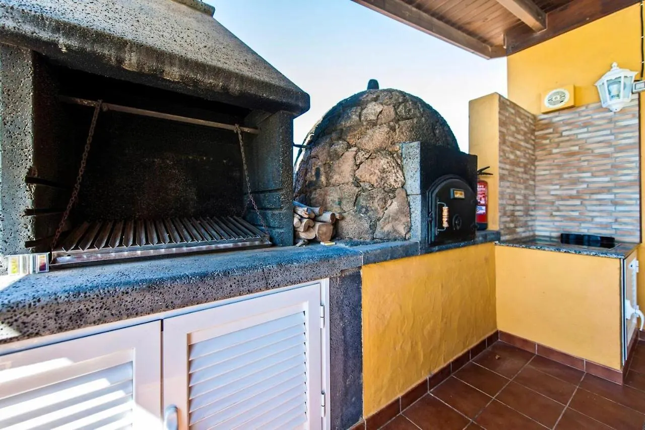 Charming Villa With Sea View In El Roque, Private Pool Cotillo