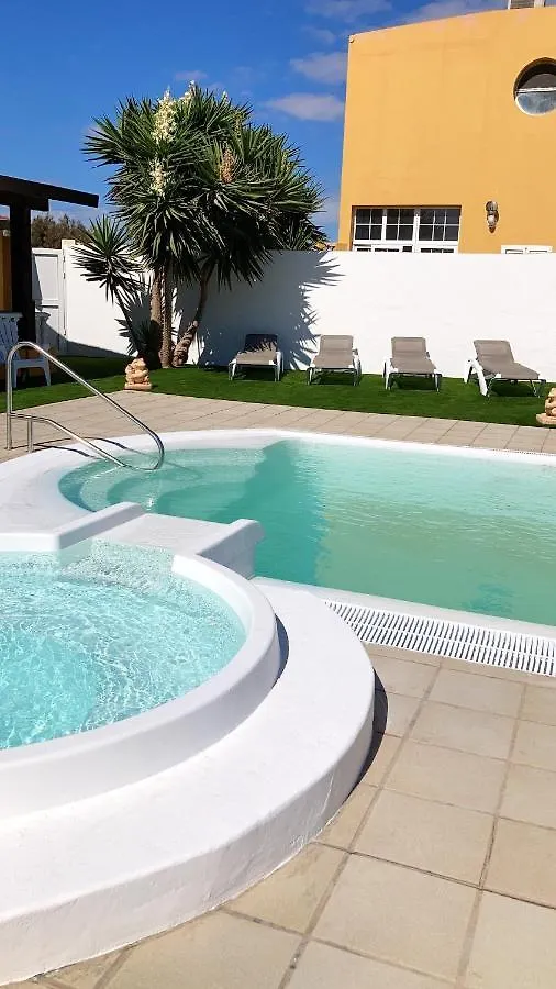 Charming Villa With Sea View In El Roque, Private Pool Cotillo