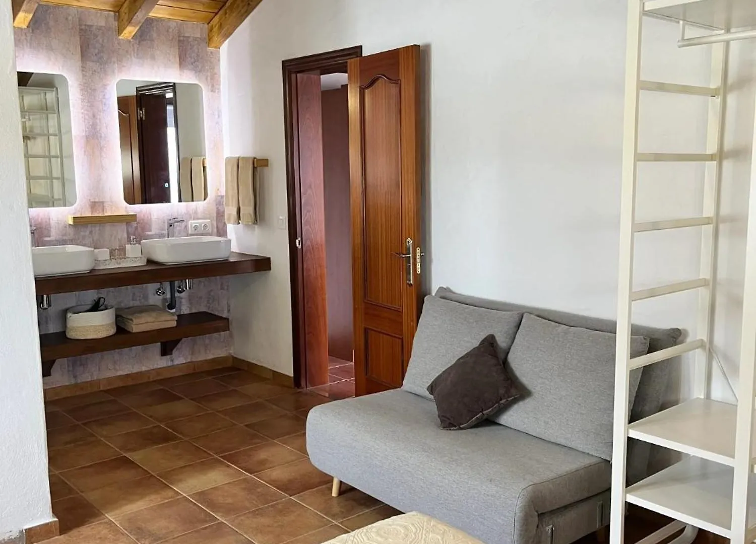 Charming Villa With Sea View In El Roque, Private Pool Cotillo